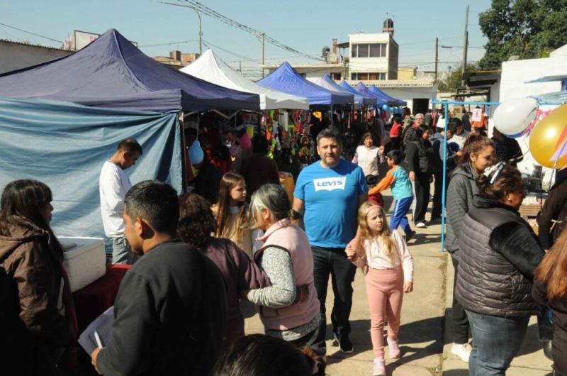 El municipio capitalino habilitoacute un nuevo mercado de pulgas en la ciudad