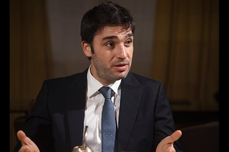 Ignacio Torres- ldquoVamos a mostrar que para que el paiacutes crezca necesariamente tenemos que mirar al sur