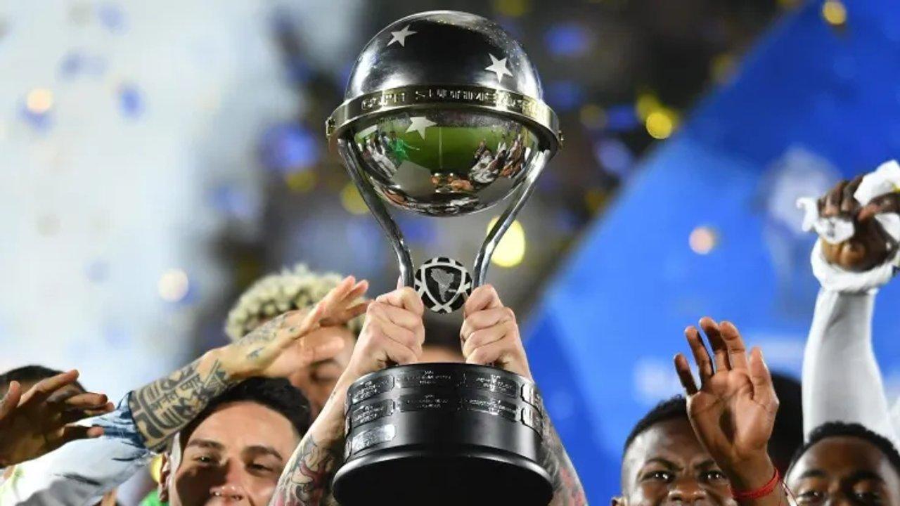 Tras ser subcampeoacuten de la Argentina Huracaacuten conocioacute a sus posibles rivales de octavos de la Sudamericana