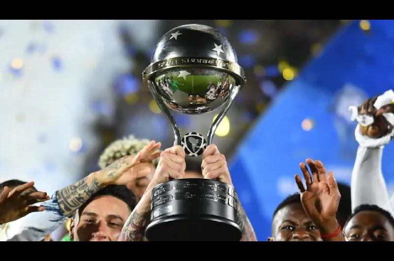 Tras ser subcampeoacuten de la Argentina Huracaacuten conocioacute a sus posibles rivales de octavos de la Sudamericana