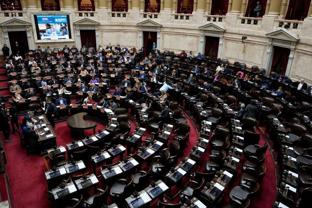 Diputados debate moratoria previsional bono a jubilados y emergencia en discapacidad con quoacuterum ajustado