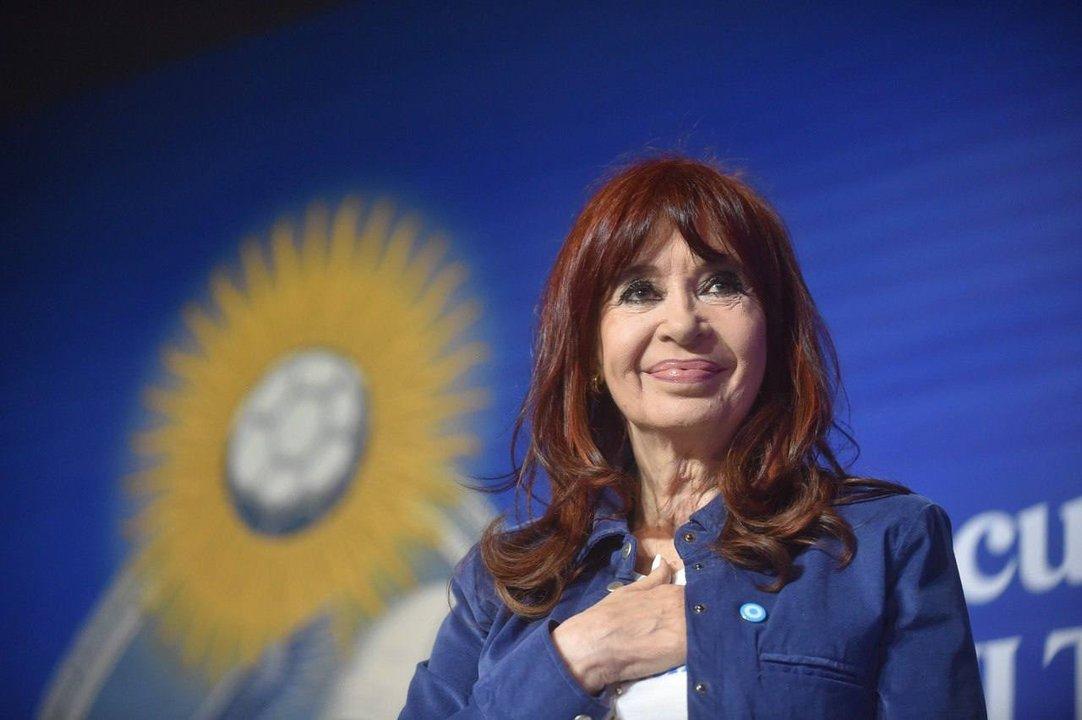 Cristina Kirchner hoy en TV- entrevista con definiciones sobre Javier Milei Axel Kicillof y elecciones 2025