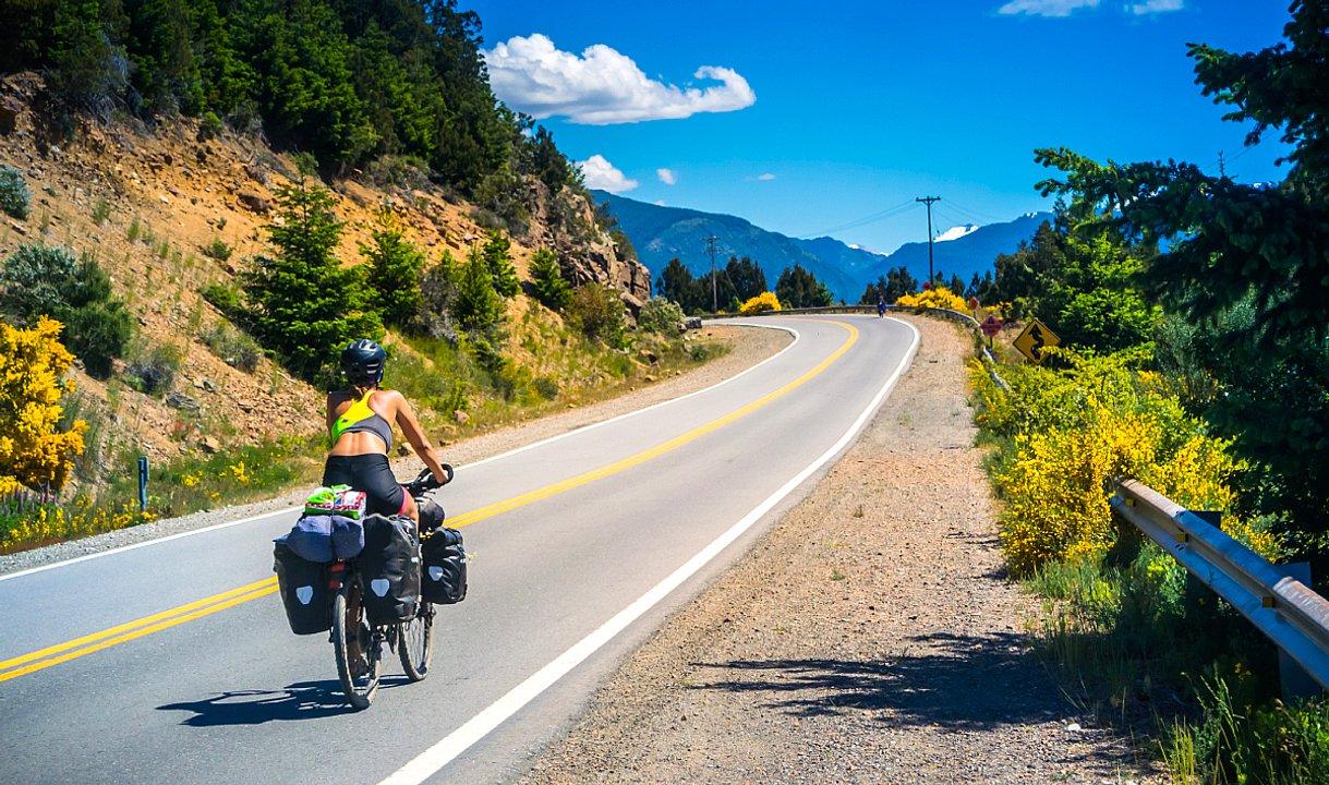 Diacutea de la Bicicleta- una ruta argentina fue elegida entre las mejores del mundo para recorrer en dos ruedas 