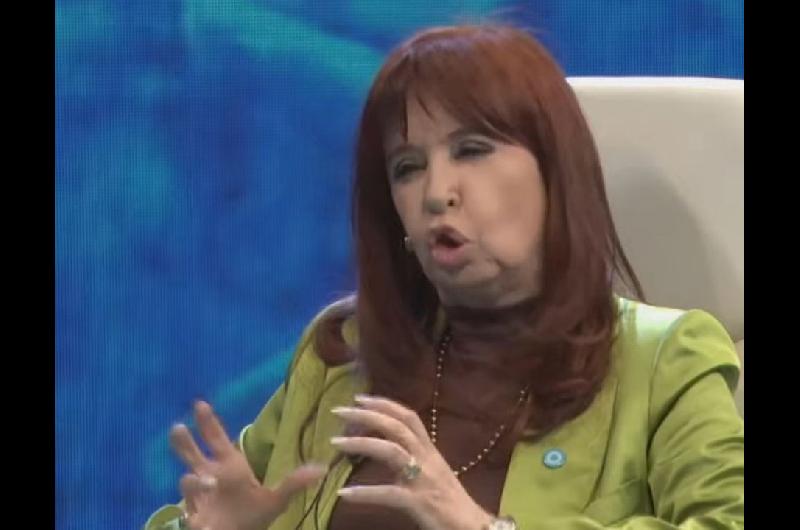 Cristina Kirchner confirmoacute que seraacute candidata en la Provincia de Buenos Aires