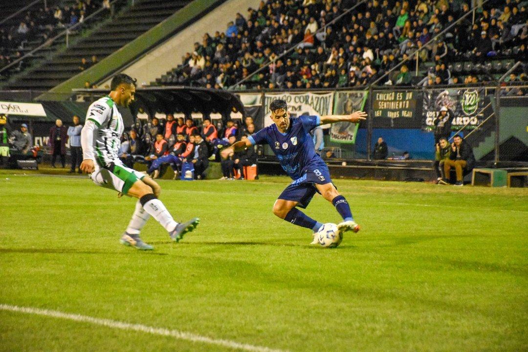 Temperley le ganoacute a Nueva Chicago y quedoacute al borde del reducido de la Primera Nacional