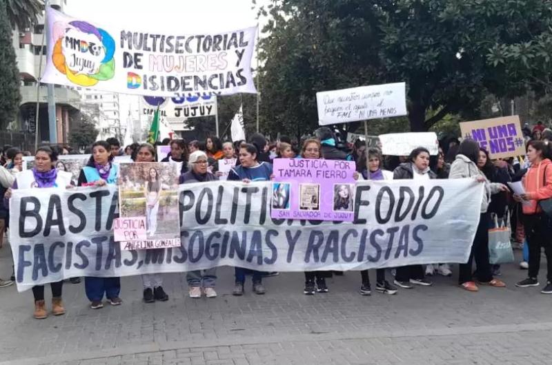 Se realizoacute la marcha Ni Una Menos en Jujuy