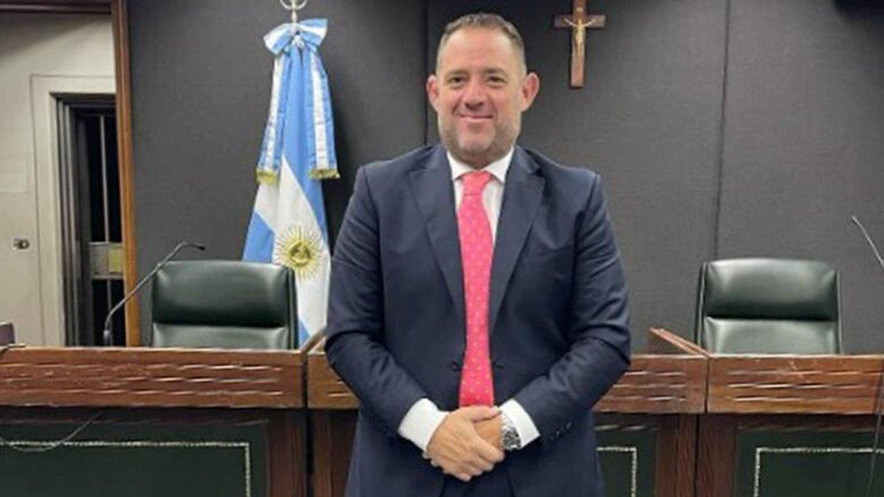 Confirman el procesamiento de un juez por el robo de monedas de oro