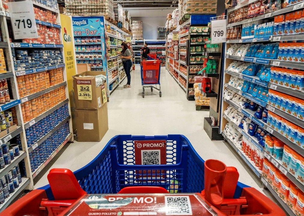 La tecnologiacutea nos cambioacute- cierran cada vez maacutes supermercados y quioscos
