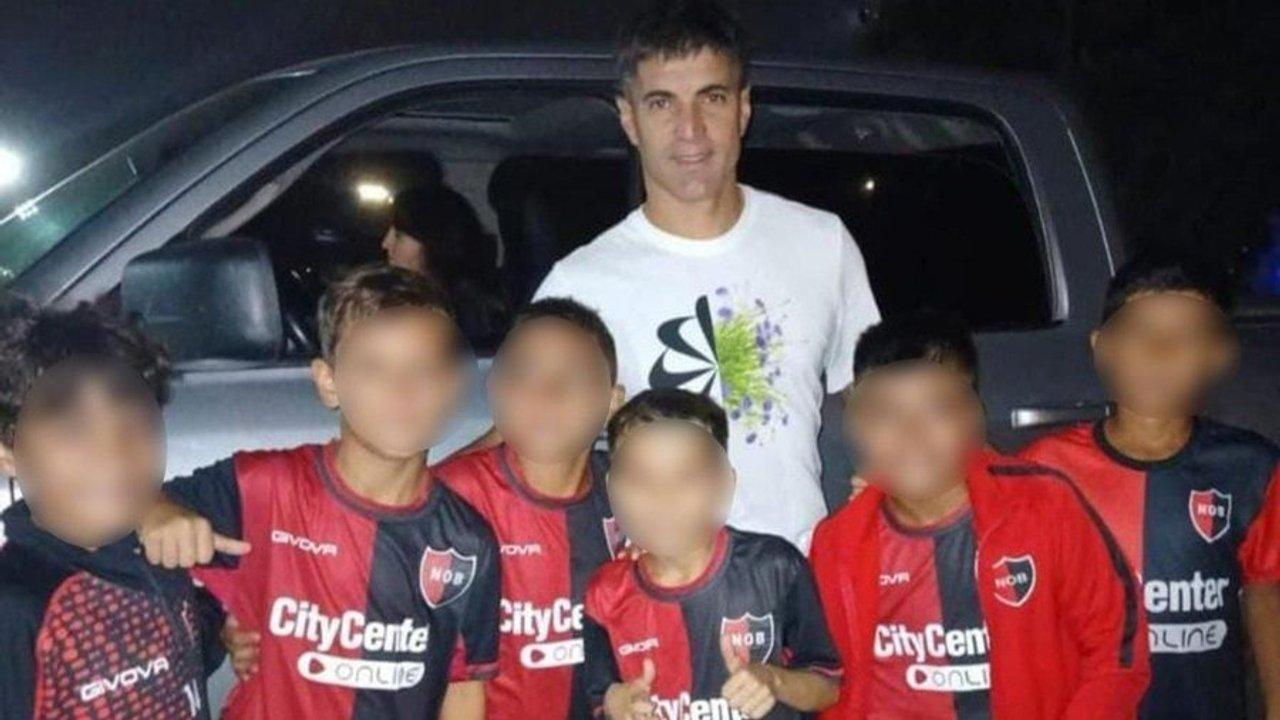 El audio que explica los motivos de la sancioacuten a los nenes de Newellacutes- ldquoEstaacute por encima de todosrdquo