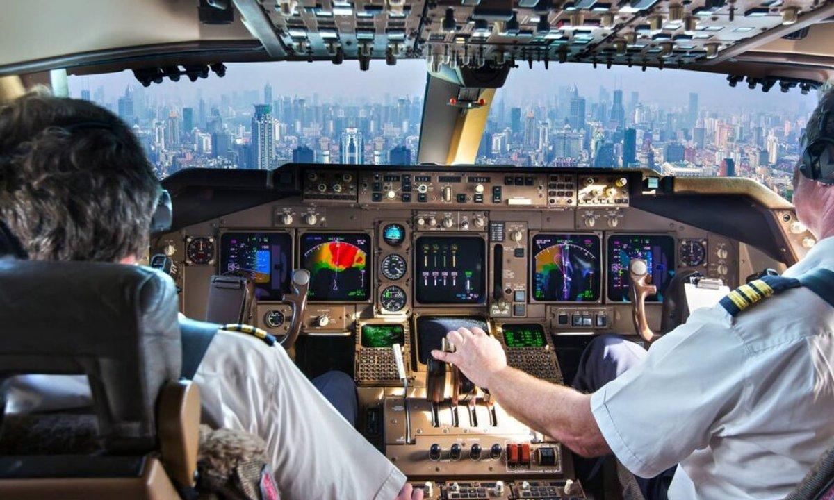 Modifican las condiciones de trabajo de los pilotos y tripulantes de cabina
