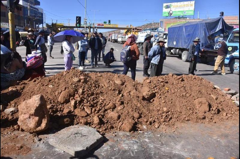 Bolivia- las Fuerzas Armadas ratificaron su respaldo a la Constitucioacuten y a la estabilidad del Gobierno