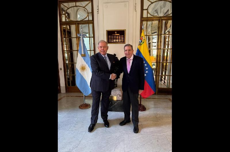 Werthein se reunioacute con el venezolano Edmundo Gonzaacutelez Urrutia