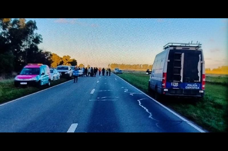 Un hombre matoacute a su familia y luego se tiroacute debajo de un camioacuten en Necochea