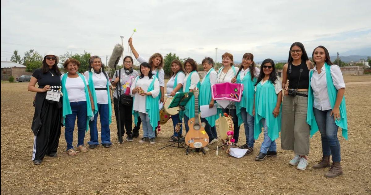 Estrenan el documental Las Cantoras del Alto en barrio Alto Comedero