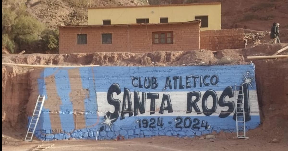 El Lobo llega a Purmamarca y moviliza la pasioacuten por el fuacutetbol