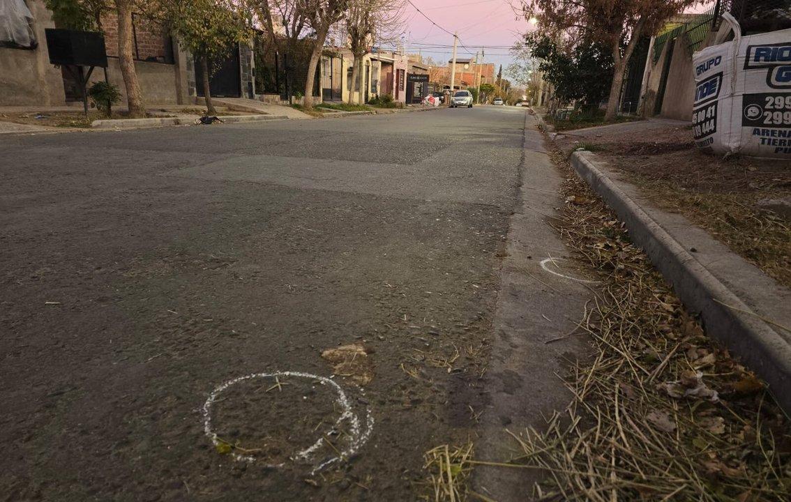 Tiroteo en Neuqueacuten- un herido y persecucioacuten policial