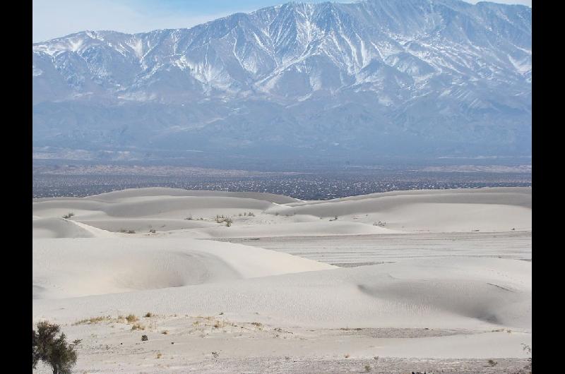 iquestDoacutende queda el ldquoSahara argentinordquo - el destino secreto del noroeste que enamora con sus dunas gigantes