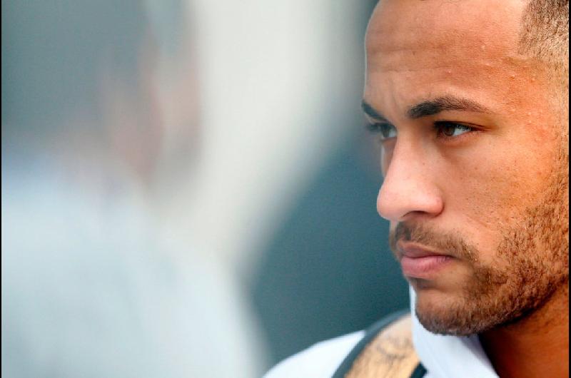 Independiente se lo birla a Santos- un compantildeero de Neymar quedoacute  un paso de reforzar al equipo de Vaccari