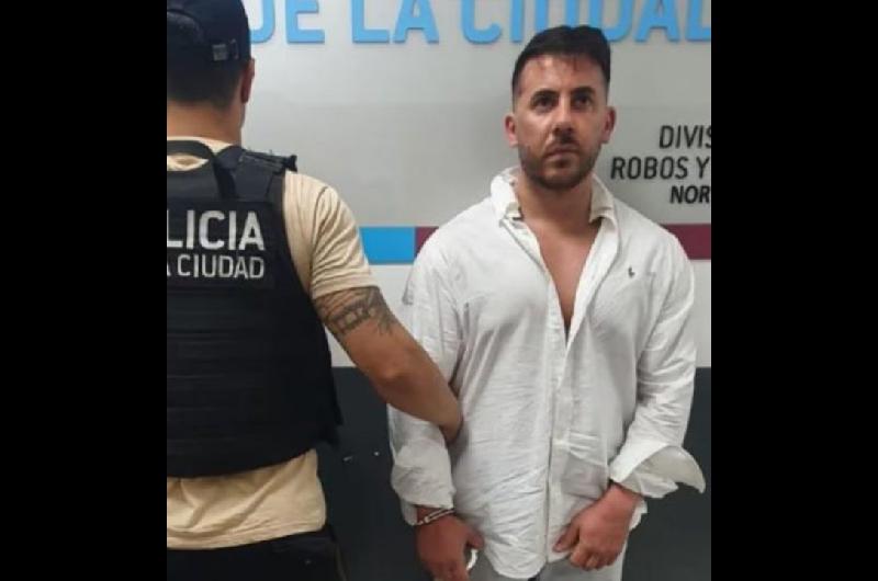Desde salmoacuten en el Palacio Duhau a rechazar viandas en Ezeiza- el ex de Jeacutesica Cirio y su insoacutelita protesta