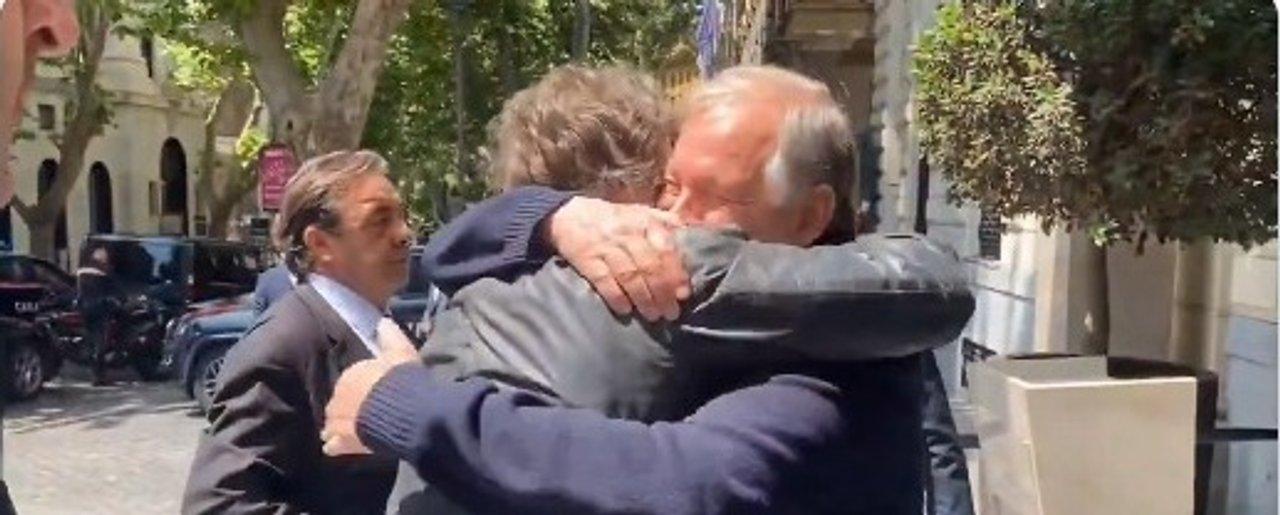 Milei llegoacute a Roma para firmar acuerdos de energiacutea reunirse con Meloni y conocer al papa Leoacuten XIV