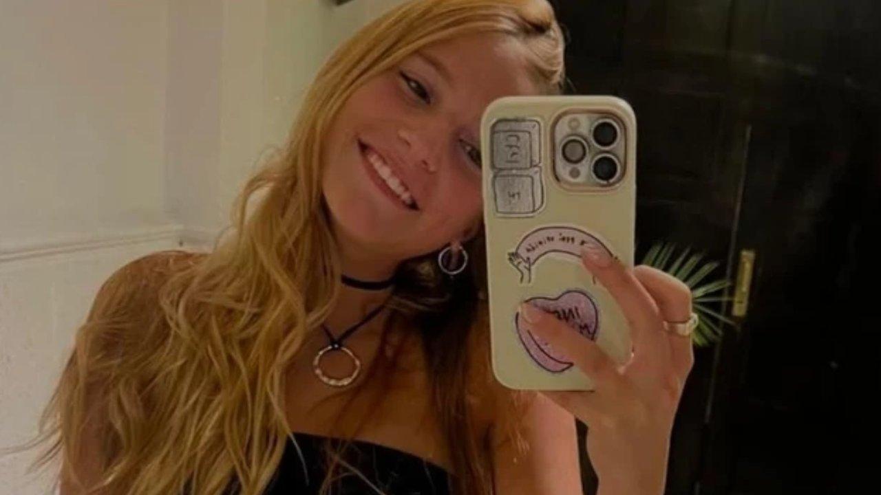 Murioacute Clara Gimeacutenez la joven que conmovioacute al paiacutes al mostrar su ostomiacutea