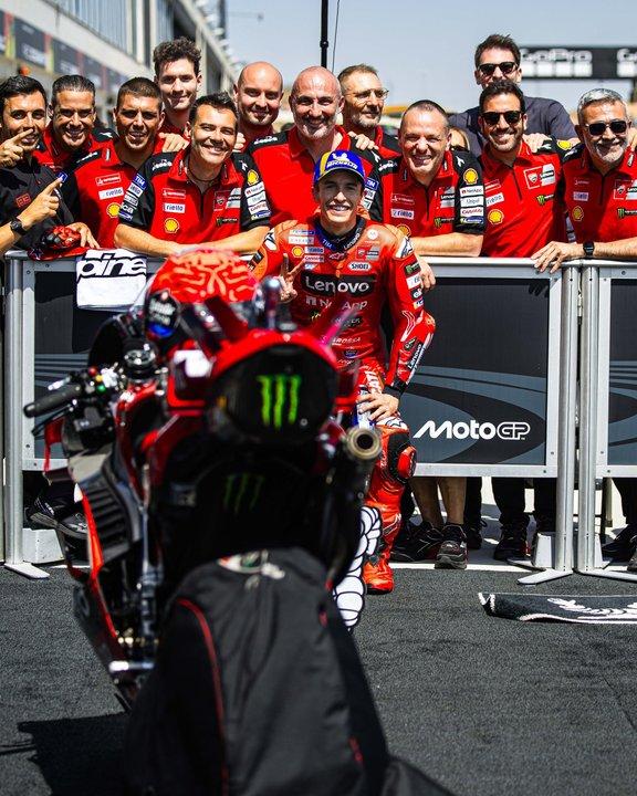 MotoGP al rojo vivo- Marc Maacuterquez ganoacute un carreroacuten en Aragoacuten y asestoacute un KO a Bagnaia en el campeonato