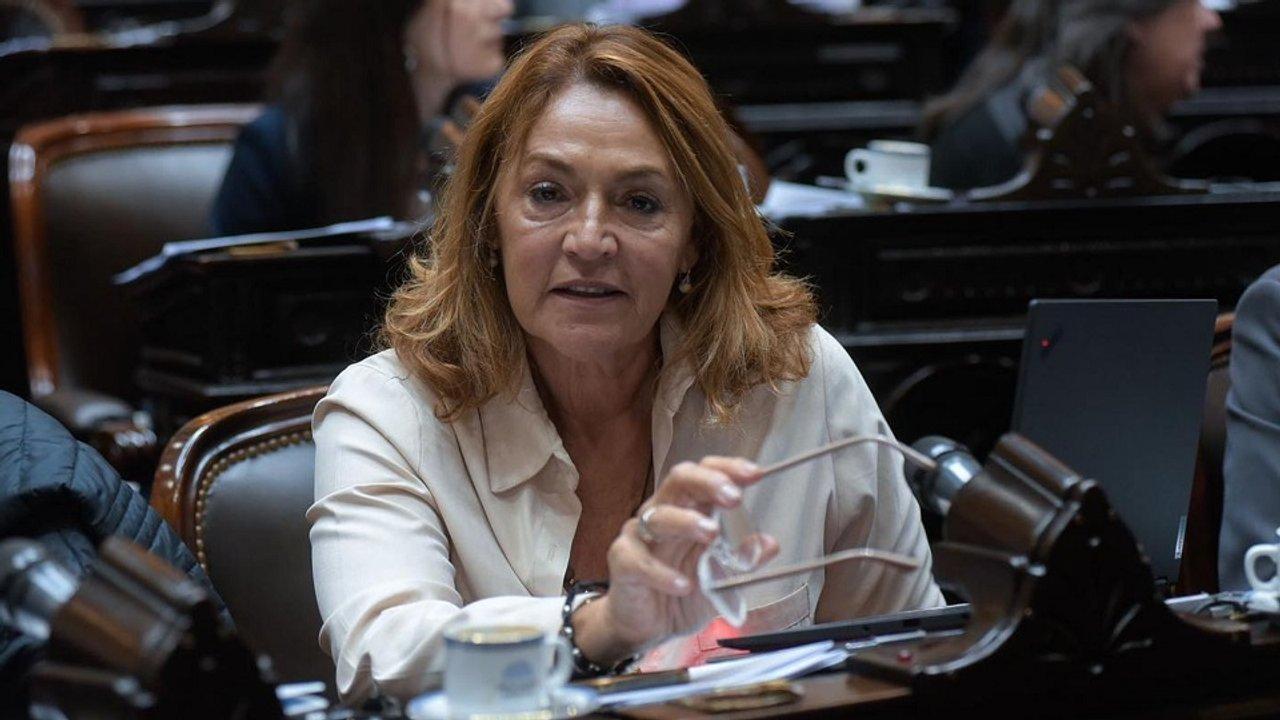 ldquoLa ley abandonoacute al pacienterdquo- dura denuncia de diputada y el proyecto que logroacute apoyo impensado kirchnerista