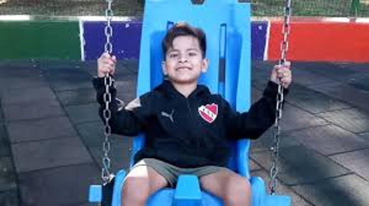 Silencio en el aula y en la cancha- el desgarrador adioacutes del colegio y el club de fuacutetbol a Thiago Correa