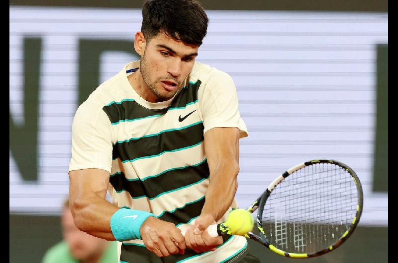El espantildeol Alcaraz va por el bicampeonato en Roland Garros ante el italiano Sinner