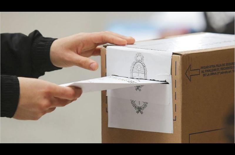 Se impone el oficialismo en Misiones con el 32-en-porciento- de los votos seguido por LLA con 19-en-porciento-