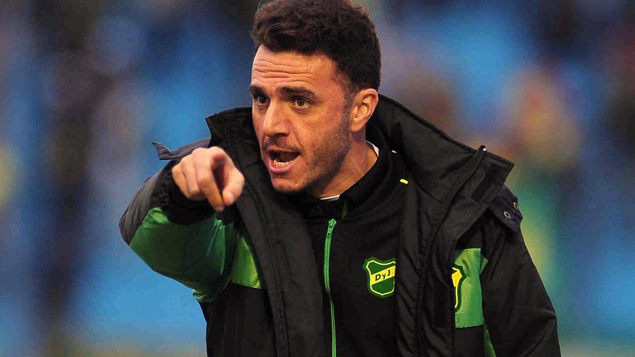Defensa y Justicia anuncioacute a Mariano Soso como nuevo entrenador
