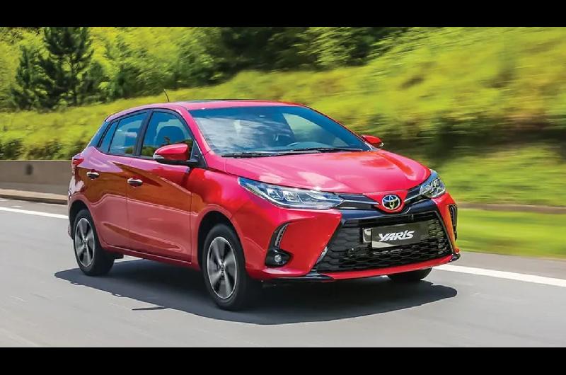 Adioacutes al Yaris manual- el auto de Toyota ahora es maacutes caro y solo se vende automaacutetico