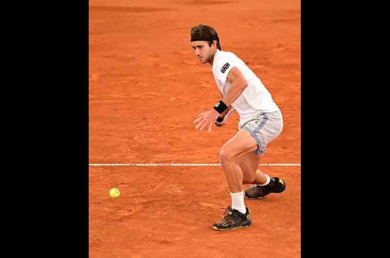 Tomaacutes Etcheverry jugaraacute  este martes para dar comienzo a la gira de ceacutesped en la ATP