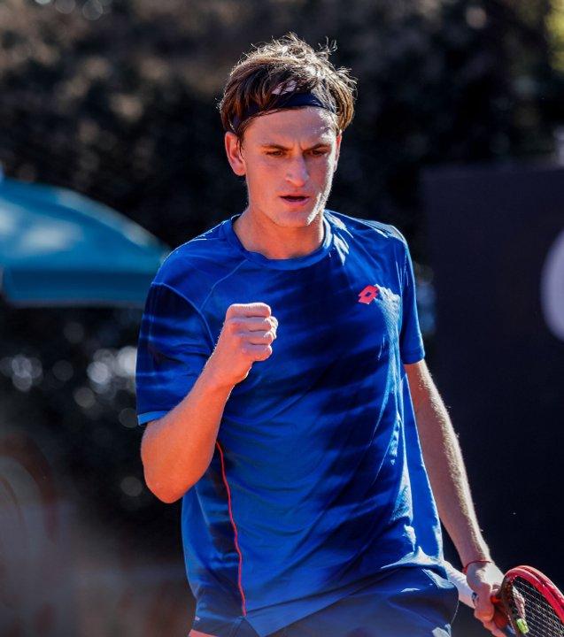 Dos tenistas argentinos avanzaron a la segunda ronda del Challenger de Santa Fe