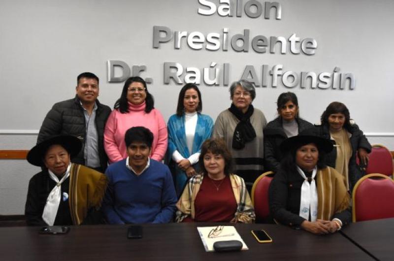 En Huacalera recuerdan el Diacutea de la Mujer Jujentildea de la Independencia 