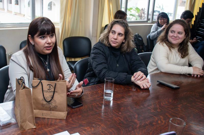 Reconocimiento al programa Jugando Con Ciencia de Radio Municipal de esta ciudad