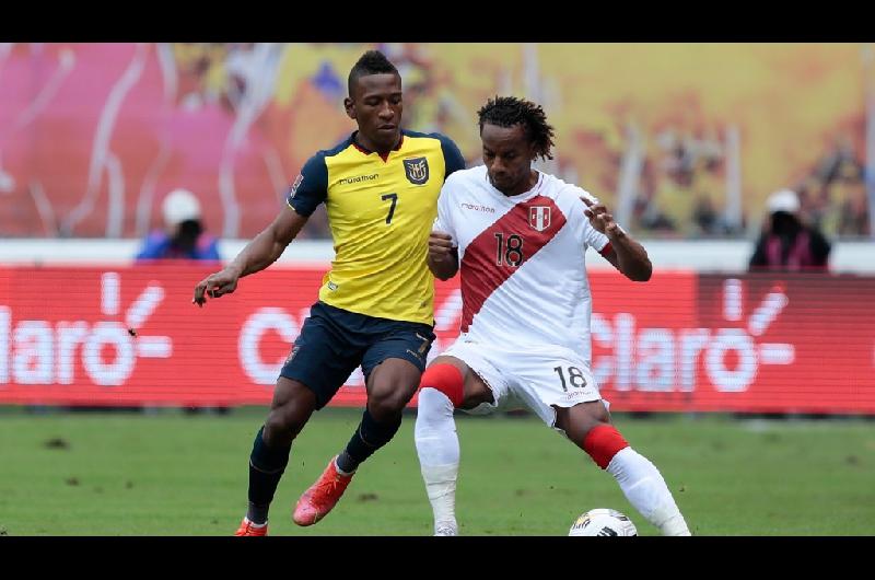 Coacutemo ver en vivo Peruacute vs Ecuador por Eliminatorias- horario y formaciones