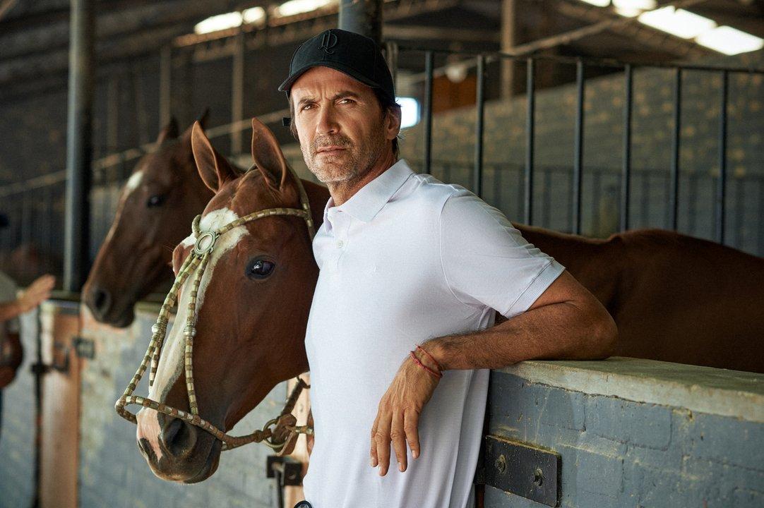 Coacutemo es la serie Adolfo Cambiaso en el nombre del polo