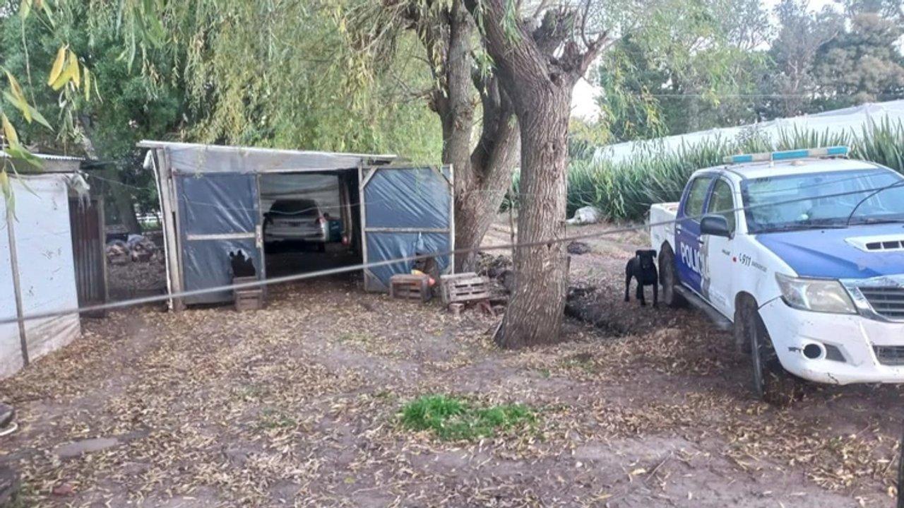 Atropelloacute a dos mujeres escapoacute y escondioacute el auto en una quinta en Mar del Plata