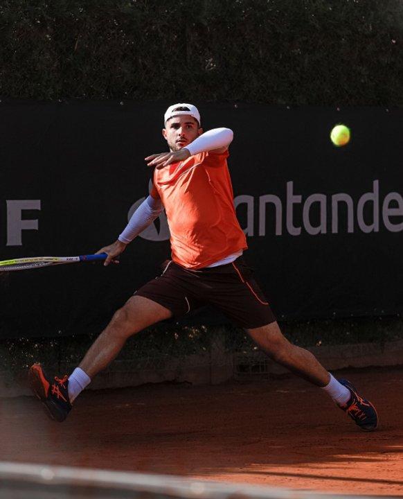 Seis argentinos jugaraacuten este jueves por un lugar en los cuartos de final del Challenger de Santa Fe
