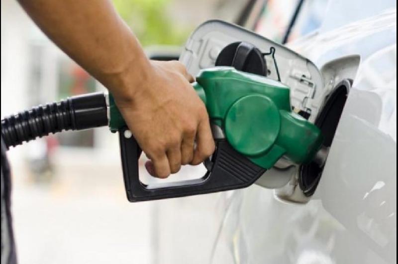 Impacto en el precio del gasoil- autorizan el incremento del 2-en-porciento- en el valor del biodieacutesel