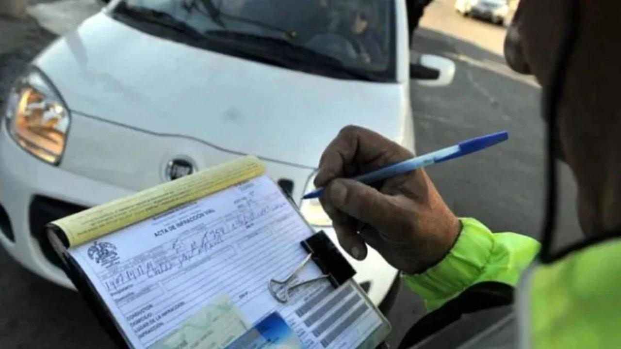 iquestCuaacutendo prescriben las multas de traacutensito en Argentina Guiacutea completa por provincia 