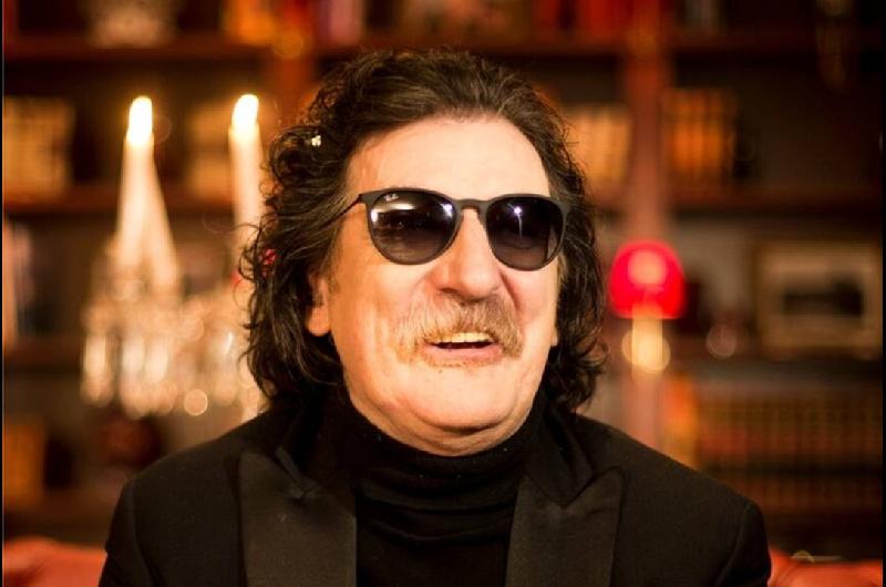 La UBA le otorgaraacute el doctorado Honoris Causa a Charly Garciacutea
