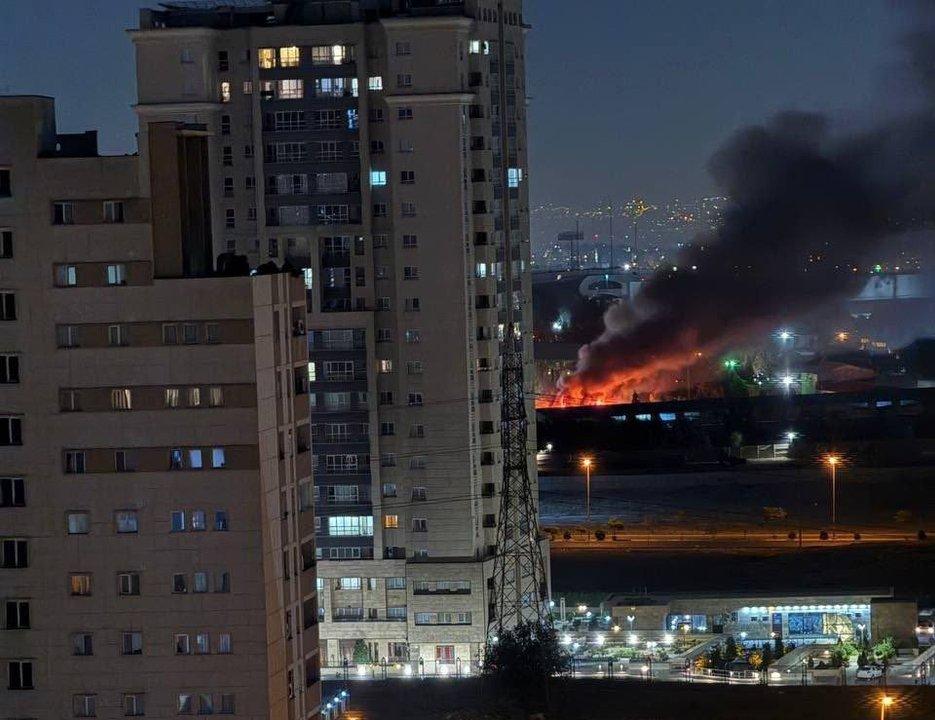 Fuertes explosiones cerca de una base aeacuterea de Iraacuten- la advertencia de Donald Trump