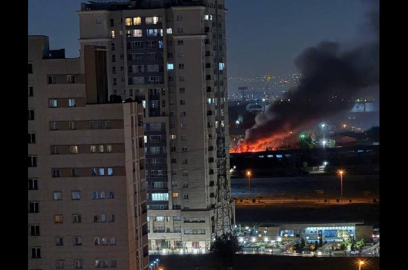 Fuertes explosiones cerca de una base aeacuterea de Iraacuten- la advertencia de Donald Trump