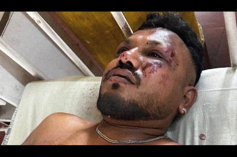 Ramesh Viswashkumar viajaba en el avioacuten de India Air y vivioacute para contarlo- Penseacute que yo tambieacuten iba a morirrdquo