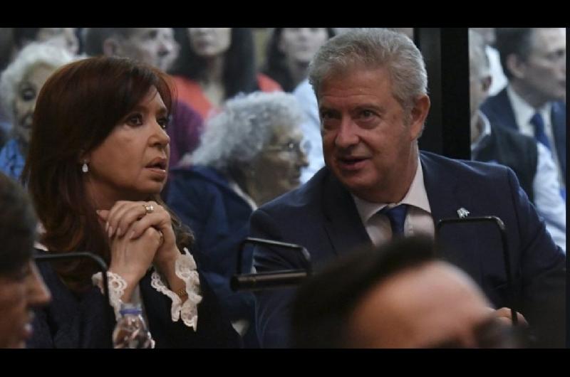 La defensa de Cristina Kirchner solicitoacute formalmente la prisioacuten domiciliaria
