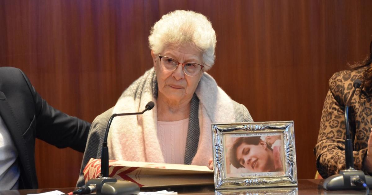 Mirta Cabana de Loacutepez recibioacute reconocimiento como personalidad destacada de Jujuy