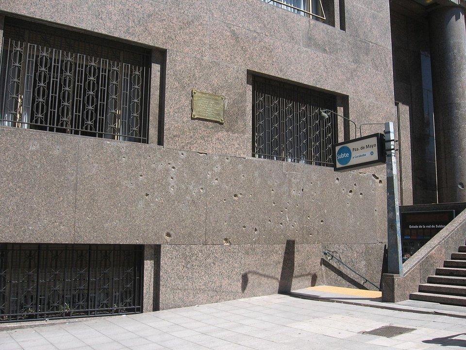 A 70 antildeos del bombardeo a la Plaza de Mayo