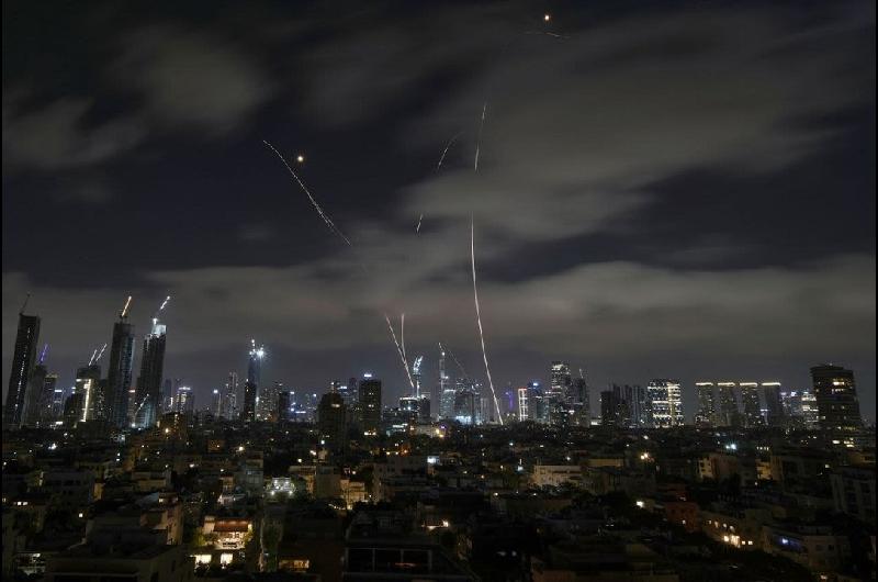 Vivimos con la mochila lista- argentino en Israel relata el diacutea a diacutea bajo misiles y alarmas